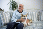�esk� rozhlas op�t pot�� d��ve narozen�. Za��n� 4. ro�n�k Je���kov�ch vnou�at